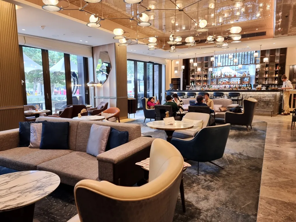 Hearth Lounge tại Ritz Carlton Perth