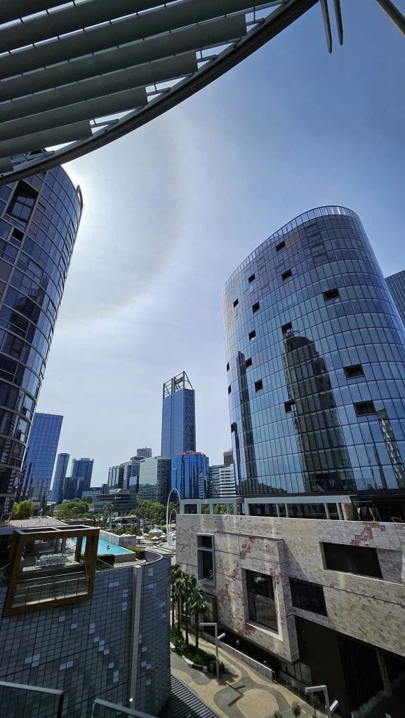 Cận Cảnh Tháp Chuông Perth Bell Tower
