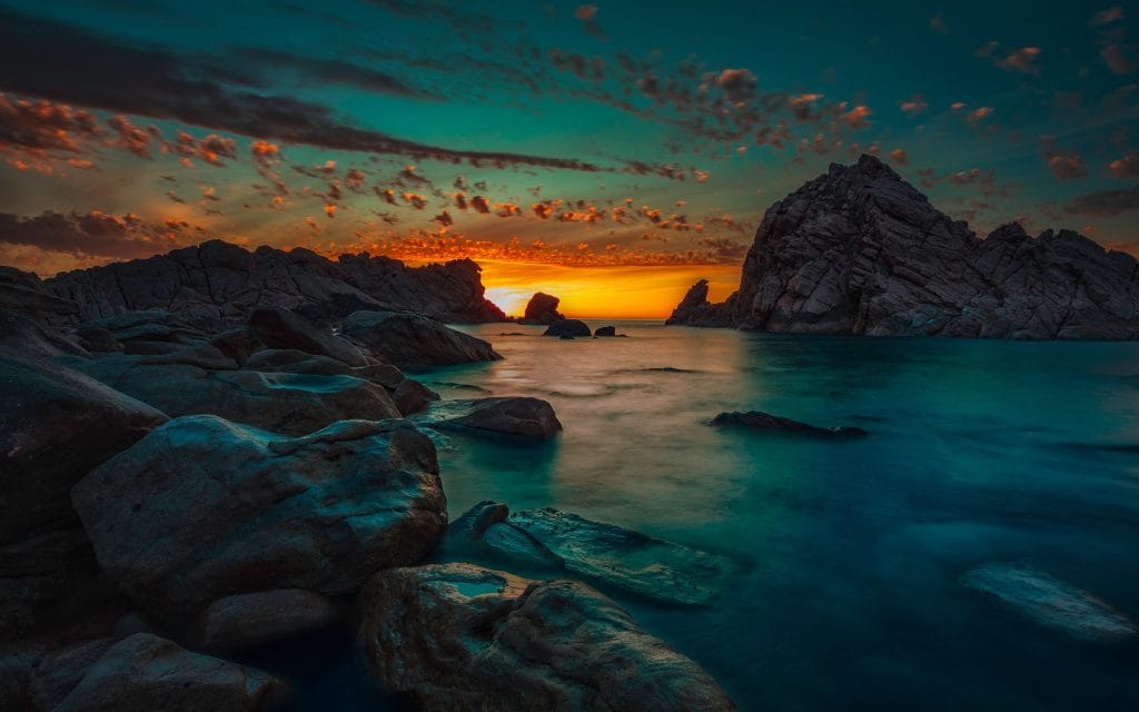 Sugarloaf Rock - Hoàng Hôn Trên Mỏm Đá Huyền Bí Của Tây Úc