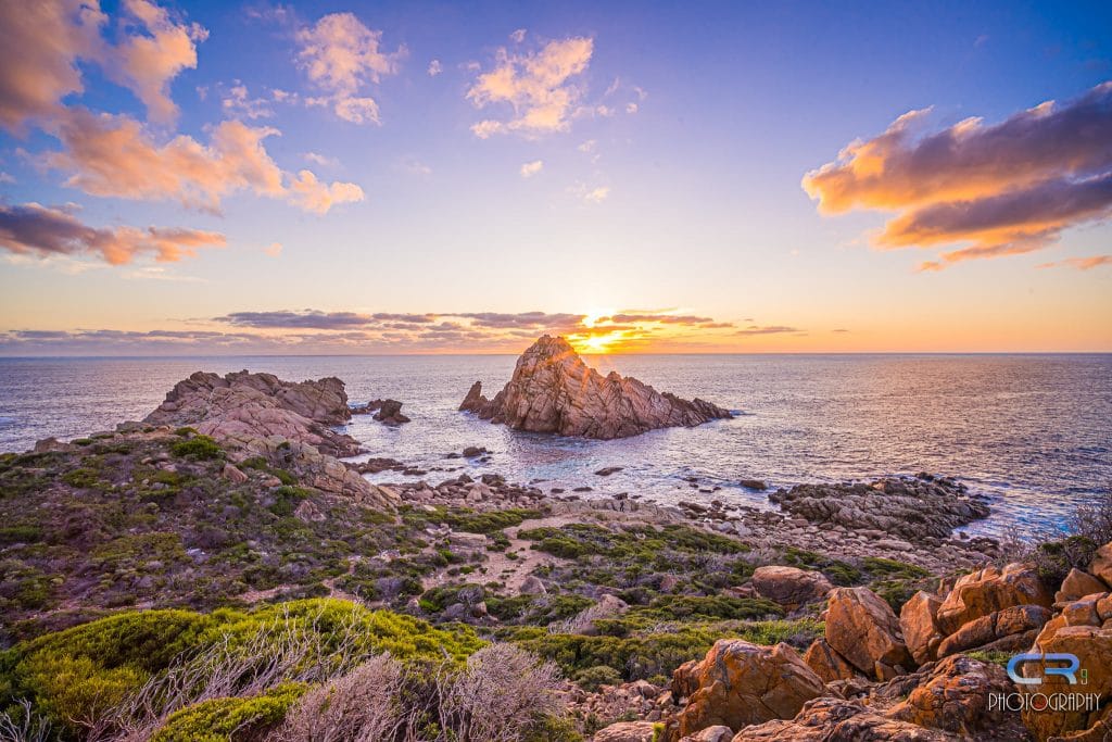 Sugarloaf Rock - Hoàng Hôn Trên Mỏm Đá Huyền Bí Của Tây Úc