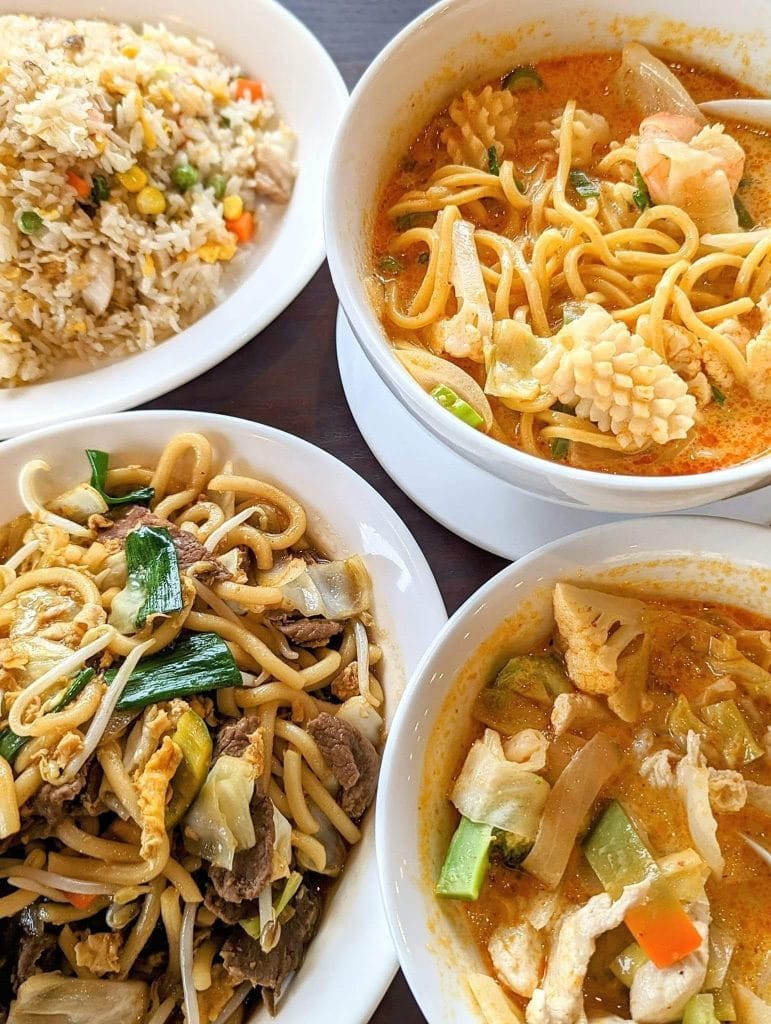 Đánh giá chi tiết quán Small Asian Cafe ở Ocean Keys