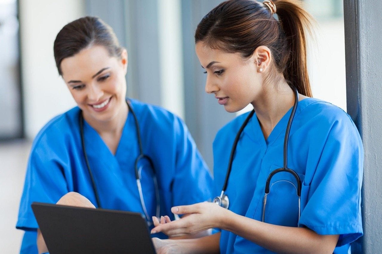Toàn bộ hỏi đáp về học điều dưỡng ở Úc Toàn bộ hỏi đáp về học điều dưỡng ở Úc