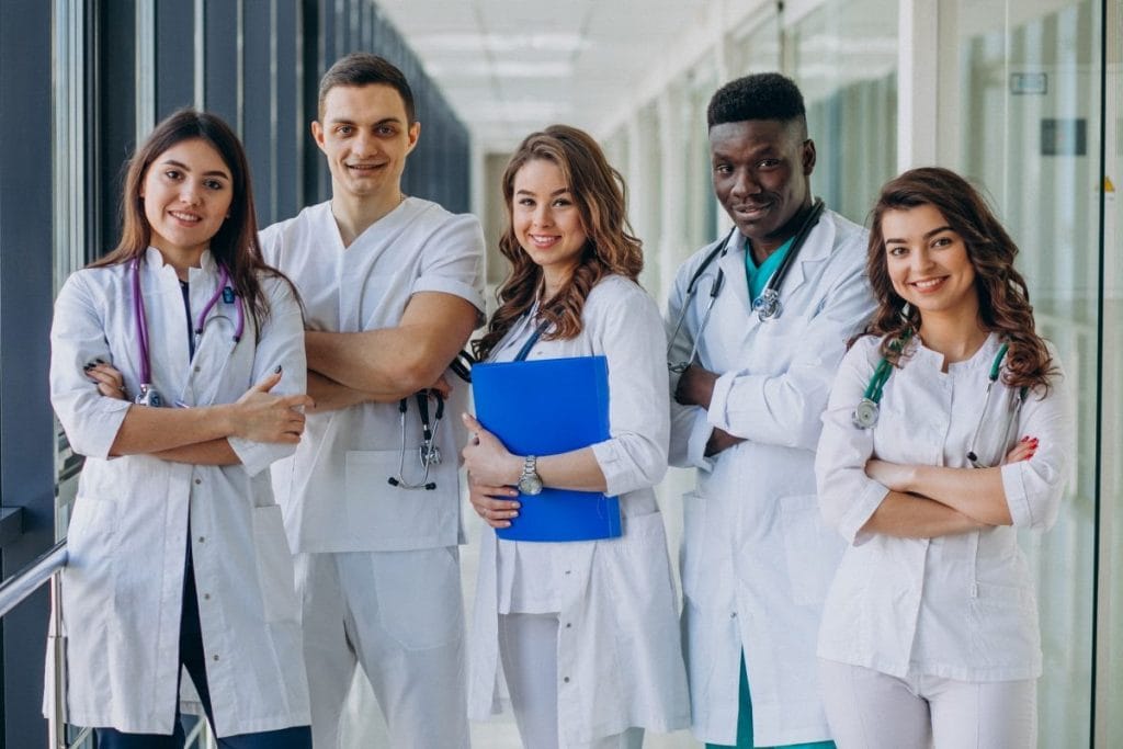 Toàn bộ hỏi đáp về học điều dưỡng ở Úc
